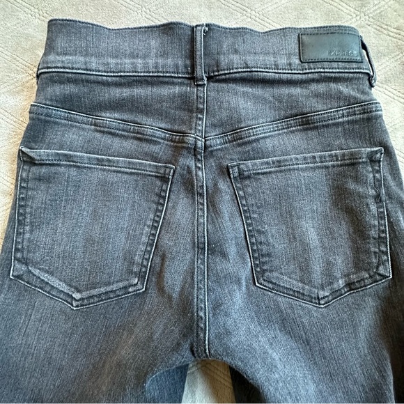 *NWT Express Size 2R Black Denim Cropped Skinny Highrise Women’s Pant Jeans - Picture 4 of 10